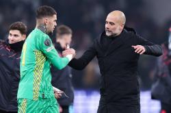 斯基拉：埃德森仍是加拉塔萨雷主要目标，曼城尚未决定是否出售