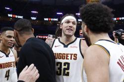 回家般的情感涌动：威斯布鲁克重返俄克拉荷马城雷霆