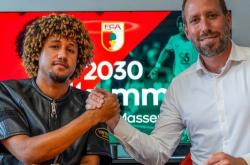 官方：奥格斯堡签下伯恩利24岁中场马森戈，双方签下五年合同