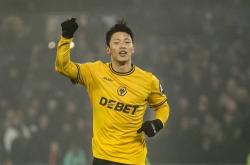 talkSPORT：狼队不愿放拉尔森amp;黄喜灿 接近签赫罗纳中卫克雷吉奇