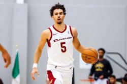 伯纳德加盟明尼苏达森林狼，夏联表现蒙羞