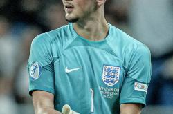 曼城锁定埃德森替身，英格兰未来门神，4000万镑身价防纽卡截胡