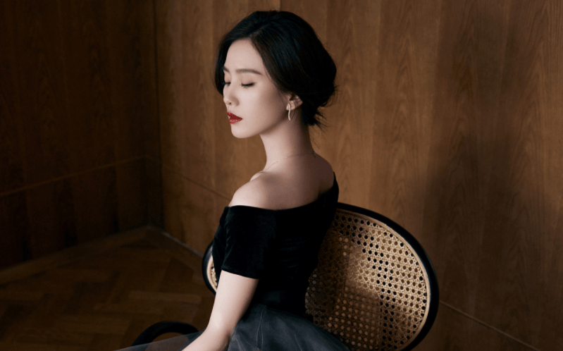 怎样和一个爱打游戏的女孩子聊天？