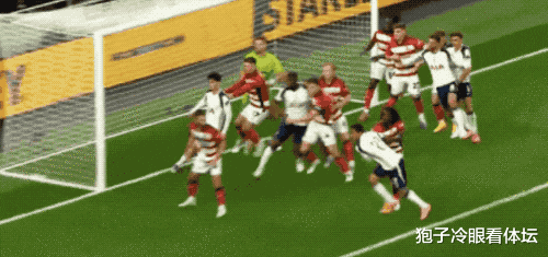 豪门携手晋级16强:埃泽破荒阿森纳2-0福登传射曼城2-0热刺3-0