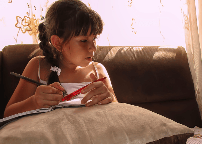 孩子爱贴“标签”?“反向思考小游戏”来打开新世界!